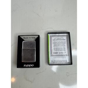 Genuine 207 Regular Street Chrome Zippo Lighter World Famous Guarantee